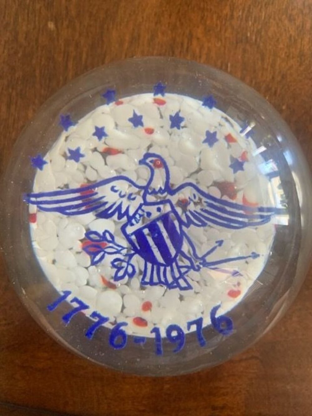 Patriotic Eagle Paperweight 1776-1976 Clear Lucite With Embedded White Chips